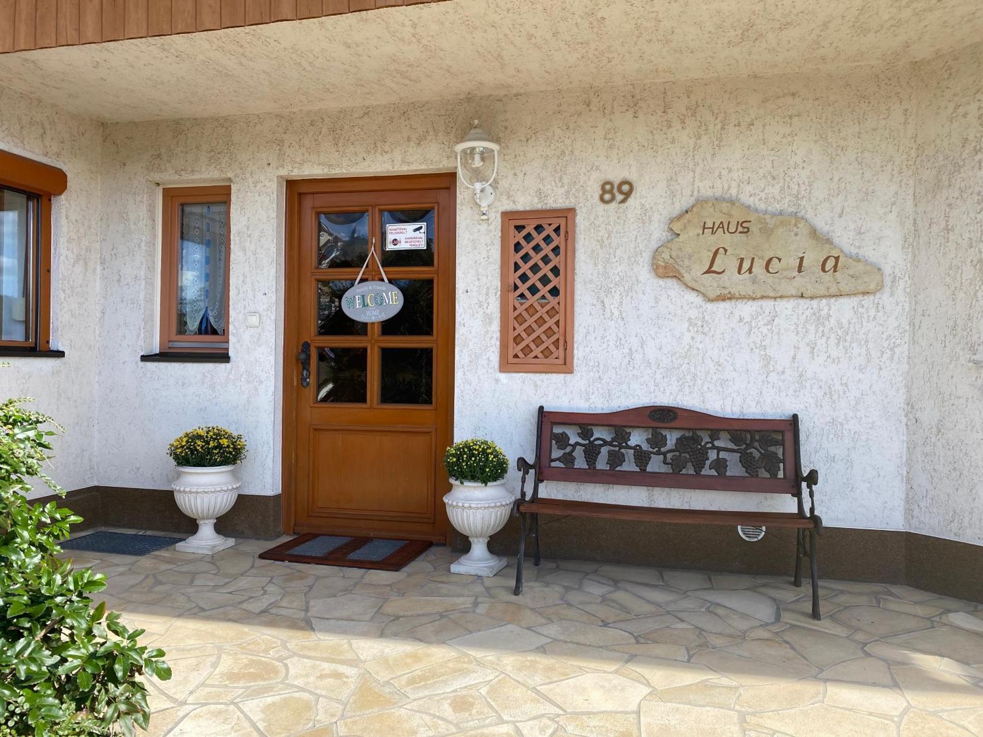 Апартаменти Haus Lucia Еґер Екстер'єр фото