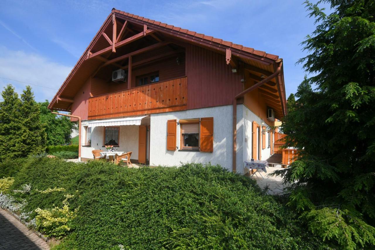 Апартаменти Haus Lucia Еґер Екстер'єр фото